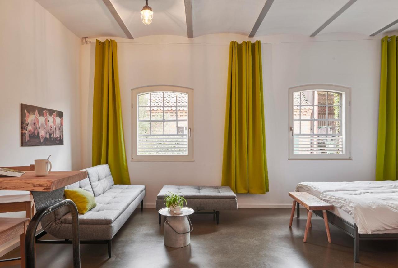 Re~Barn - Modern Country Stay Essel Exteriör bild