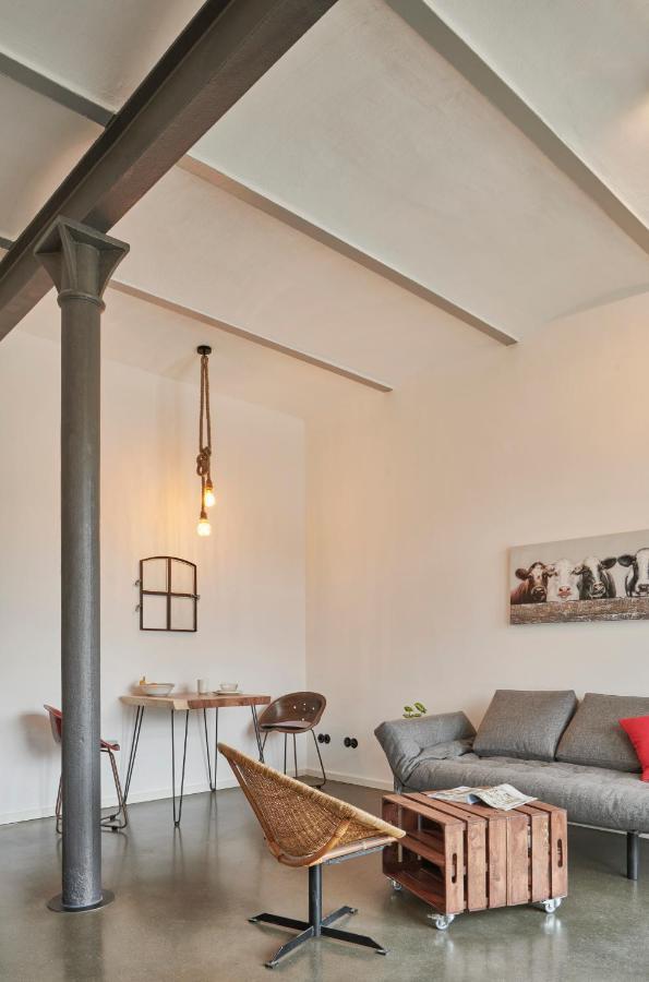 Re~Barn - Modern Country Stay Essel Exteriör bild
